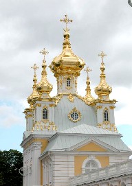 Cupulas de la iglesia del Palacio de Petergoff