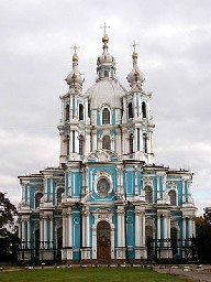 La catedral Smolni en San Petersburgo