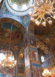 Interior de la Iglesia de la Sangre Derramada